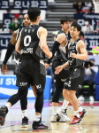 '고른 득점 분포' KT, 후반 지배하며 LG 제압... 3연승