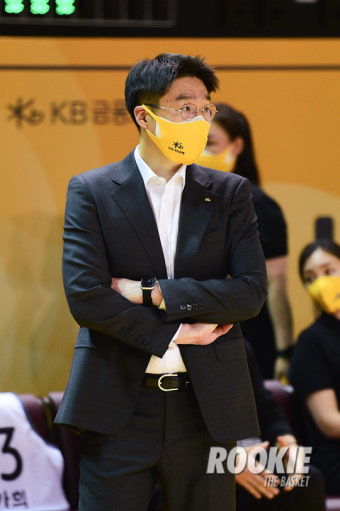 [W PO 1] KB스타즈 김완수 감독 