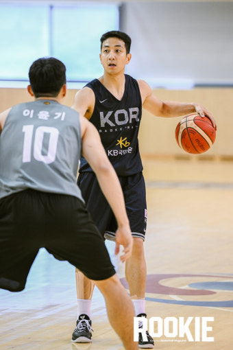 [포토] 허훈 '패스할까 돌파할까'