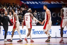 [23월드컵] 강호 프랑스의 충격적 대패... 캐나다, 슈퍼 에이스 앞세워 30점 차 대승