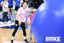 [포토] 김진영 이벤트도 열심히