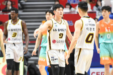 '마레이 없어도 강하다' LG, KT 잡아내며 2연승