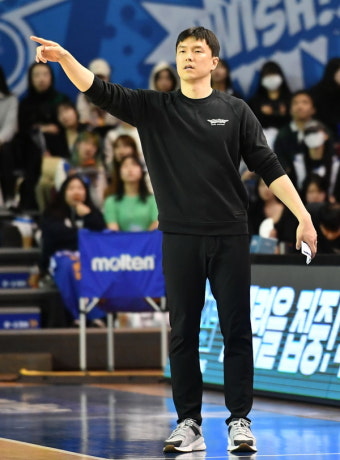 삼성 김효범 감독대행 