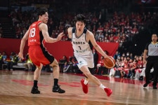 [FIBA WC] '아쉽다' 귀화 선수 버틴 일본과 대혈투 펼친 한국, 이현중 분투-루키 다니엘 선전에도 석패