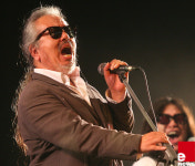 [포토] 들국화 정인권, 가슴적시는 폭풍 가창력!