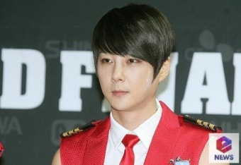 [포토] 신화 신혜성, 여전한 조각 외모