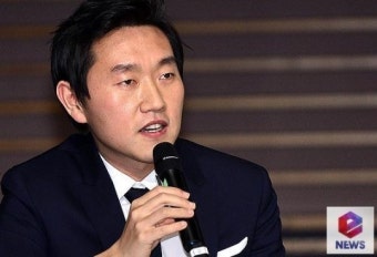 [포토] 질문에 답하는 최병길 PD