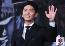 [포토] 이준기 손까지 이쁜남자