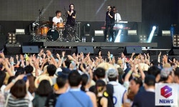 [포토] 티건 앤 사라, 팬들 열광하게 만드는 무대