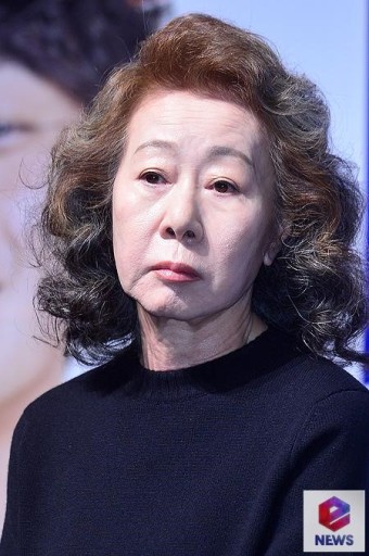 [e포토] 윤여정, 남다른 포스