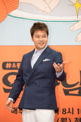 '우리가 남이가' 전현무, 