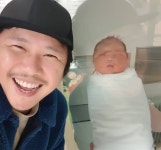 [★SNS]장미여관 육중완, 벌써 딸바보…기뻐서 웃음만 나와요