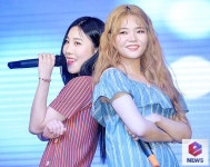 [e포토] 열두달, 행복한 무대