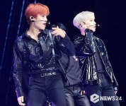 [e포토] AB6IX 박우진-정웅, 남자의 향기