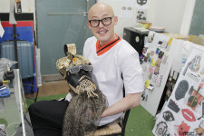 가면 중 甲은 클레오파트라 <복면가왕> 디자이너 황재근이 말하는 김연우!