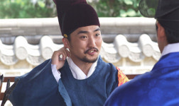 이 묘한 싱크로율은 뭐죠?  유병재, 강화도령 철종 役