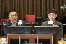 <푸른 밤> 유천PD, “DJ 이동진은 1등급 한우”