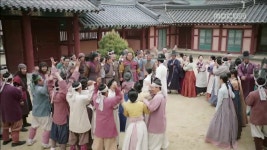 [역적: 백성을 훔친 도적 리뷰] “이제 시작이다!” 윤균상과 홍가들, 백성들 떠나지 않고 오래도록 행복했다!