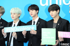 [포토]  방탄소년단 슈가-진-정국,  함께해요! 차분한 미소