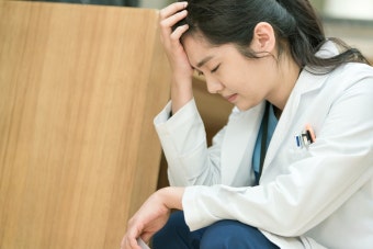 종영까지 2회 '그사이' 원진아, 응급실서 포착...이준호에게 무슨 일이?