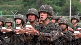 진짜사나이300 백골부대 5인의 영광스런 백골잔 축배 현장 포착…시선 강탈