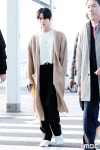 [포토] 배진영, 화보 촬영 같은  횡단보도 건너기