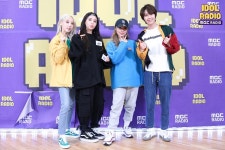 '아이돌 라디오' 마마무 휘인 "김건모 선배가 우리의 팬? 영광스럽다"