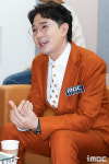 [포토] 붐, 농구공 무늬 넥타이 귀엽죠?
