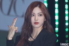 [포토] CLC 은빈, 시선 사로잡는 예쁨