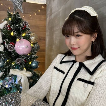 오마이걸 효정, 크리스마스도 아닌데 벌써 찾아온 요정 [인스타]