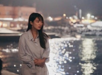 ‘우울증’ 신민아, 초라한 모습으로 제주행…이병헌과 7년 만에 재회 (우리들의 블루스)