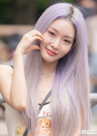 [포토] 청하, 톡톡 쏘는 볼하트