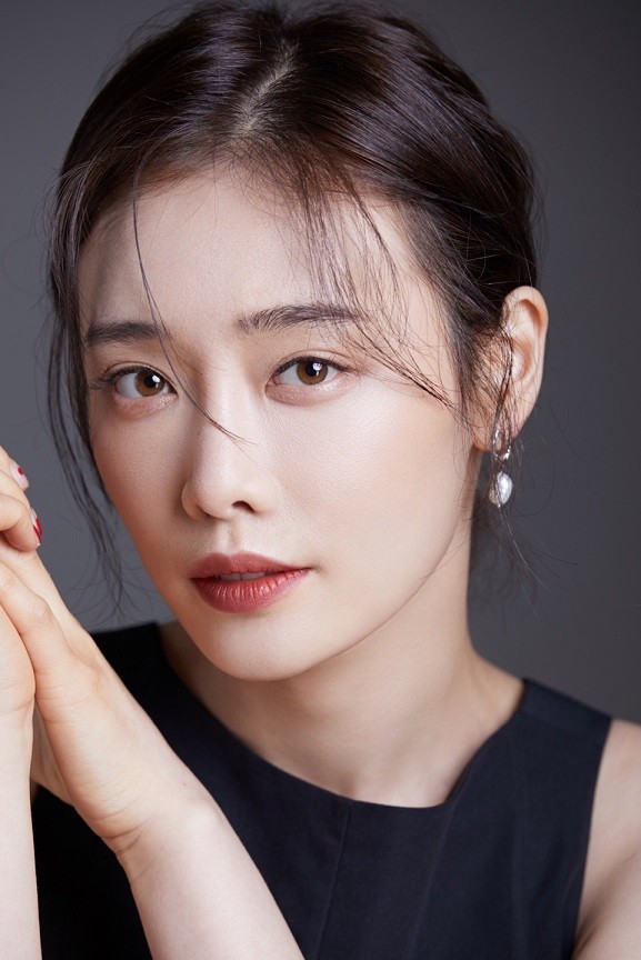 김히어라, 프리다로 2년 만에 화려한 무대 복귀!