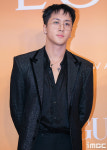 라비, 병역 비리 래퍼 지목…소속사 입 꾹