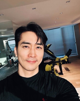 송승헌, 나이 48세 믿을 수 없는 동안 비주얼… 비결은 꾸준한 운동