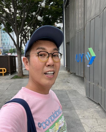 김영철, 나이 50세 생일인데 어쩌나...지나친 조깅으로 인한 무릎 깁스