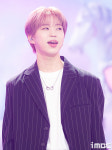 [포토] 하이파이 유니콘, 타이틀곡 '오버 더 레인보우' 무대