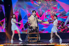 [움짤] 박서진, 즐겨라! 장구 트롯챔피언