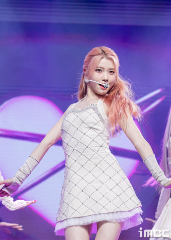 [포토] 케플러 샤오팅, 눈빛 플러팅