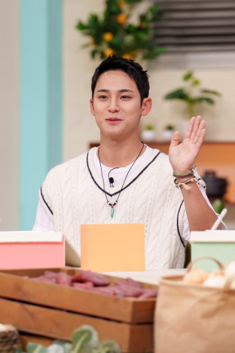 세븐틴 민규, 헤어스타일이 신동엽 20대와 닮은꼴…성대모사까지? (놀토)