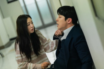 이세영-배인혁 입맞춤 그 후…위기일발 ‘혼절 1초 전’ 현장 포착 (열녀박씨 계약결혼뎐)
