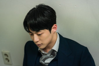 이세영-배인혁 입맞춤 그 후…위기일발 ‘혼절 1초 전’ 현장 포착 (열녀박씨 계약결혼뎐)