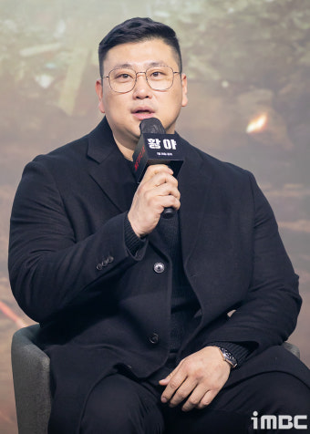 '황야' 허명행 