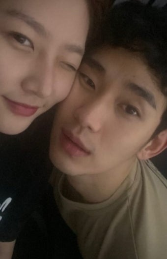 김수현, 김지원과 키스신→김새론과 열애설 ‘화제’