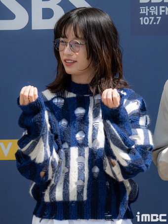 [포토] 주지훈-이희준-한효주-이무생, 만두하트 속성과외중