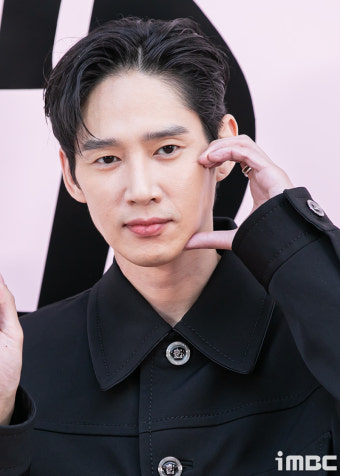 [포토] 박성훈, 카니발 타고 왔어요