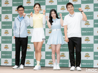 [포토] 김국진-문정현-권은비-전현무, '나 오늘 라베했어' 파이팅