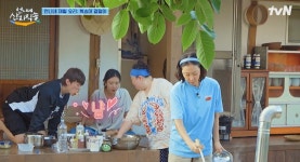 박준면, 겉절이 먹여 달라는 막내 덱스에게 애기 같아(언니네 산지직송)