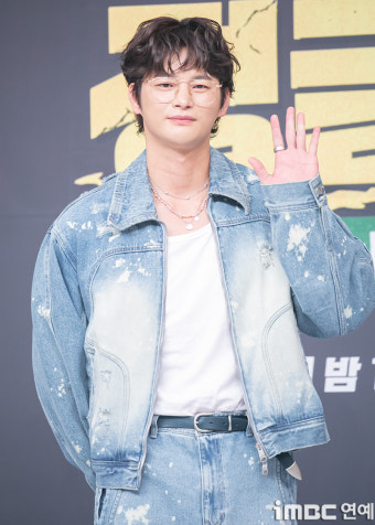 서인국, 한국형 히어로물 '트웰브' 출연 긍정 검토중.. 마동석과 8년만의 재회