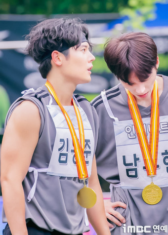 [움짤] 김동준, '아육대' 리빙 레전드 (아육대 B하인드)